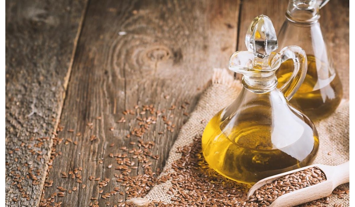 Чем полезно льняное масло и как его использовать
